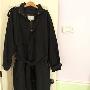 Men’s LONDON FOG trench coat - Size 42 long